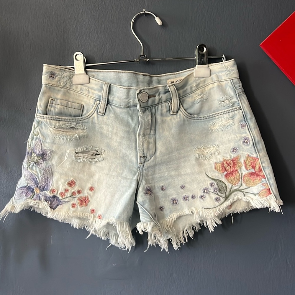 BLANK NYC Hikers Short